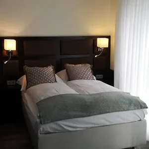 Hotel City