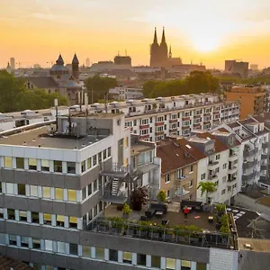 Hotel Hostel Koeln