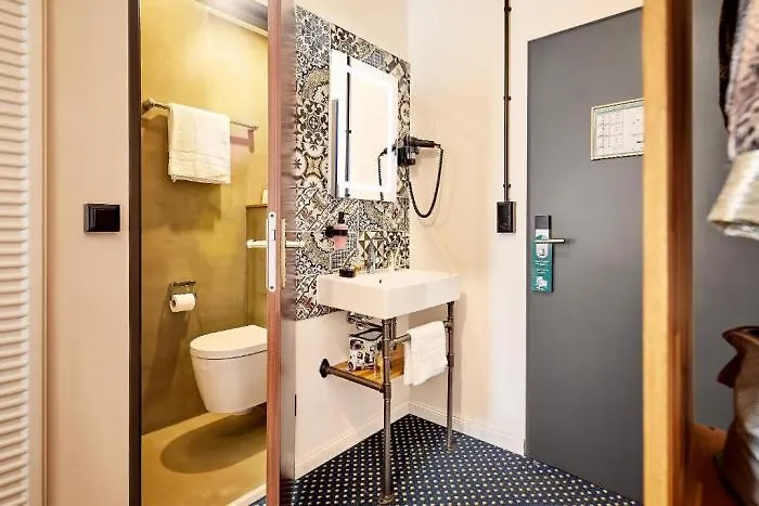 **  Hotel Am Chlodwigplatz Cologne Allemagne